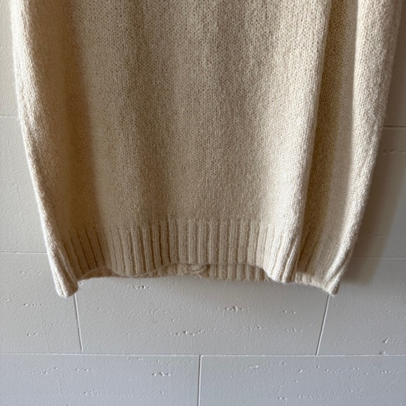 Carroll Reed Cream Sleeveless Knit Cardigan - Picture 9 of 10